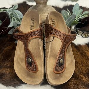 NWOT Myra Bag Women's Brown Leather Sandals